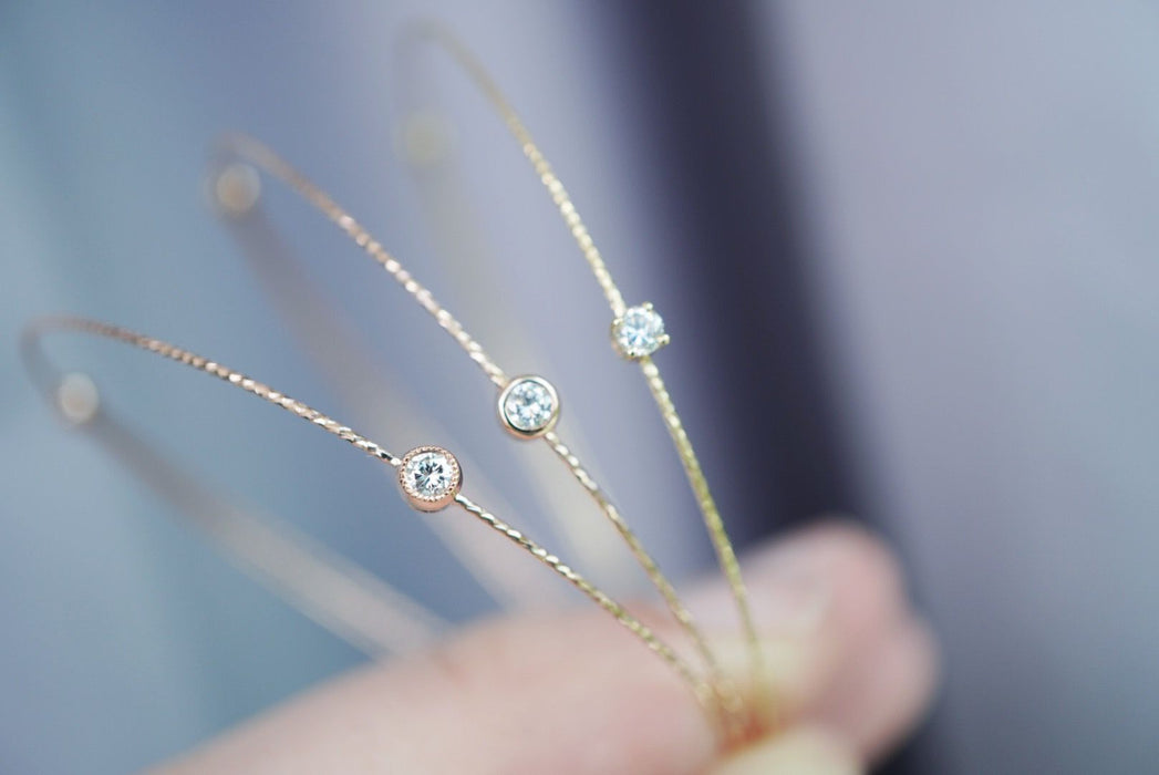 Milgrain / Le rond / Dainty Solitaire bangle